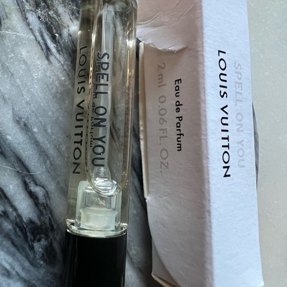 🫶 Louis Vuitton Spell On You Spray - Picture 2 of 2